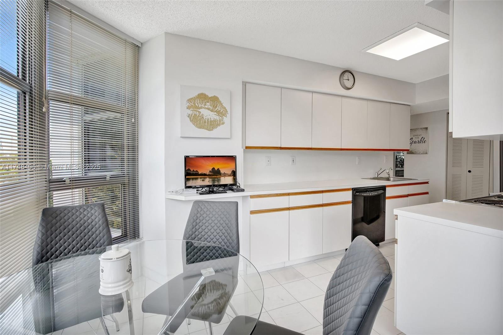 19101 NE 36th Ct # 307