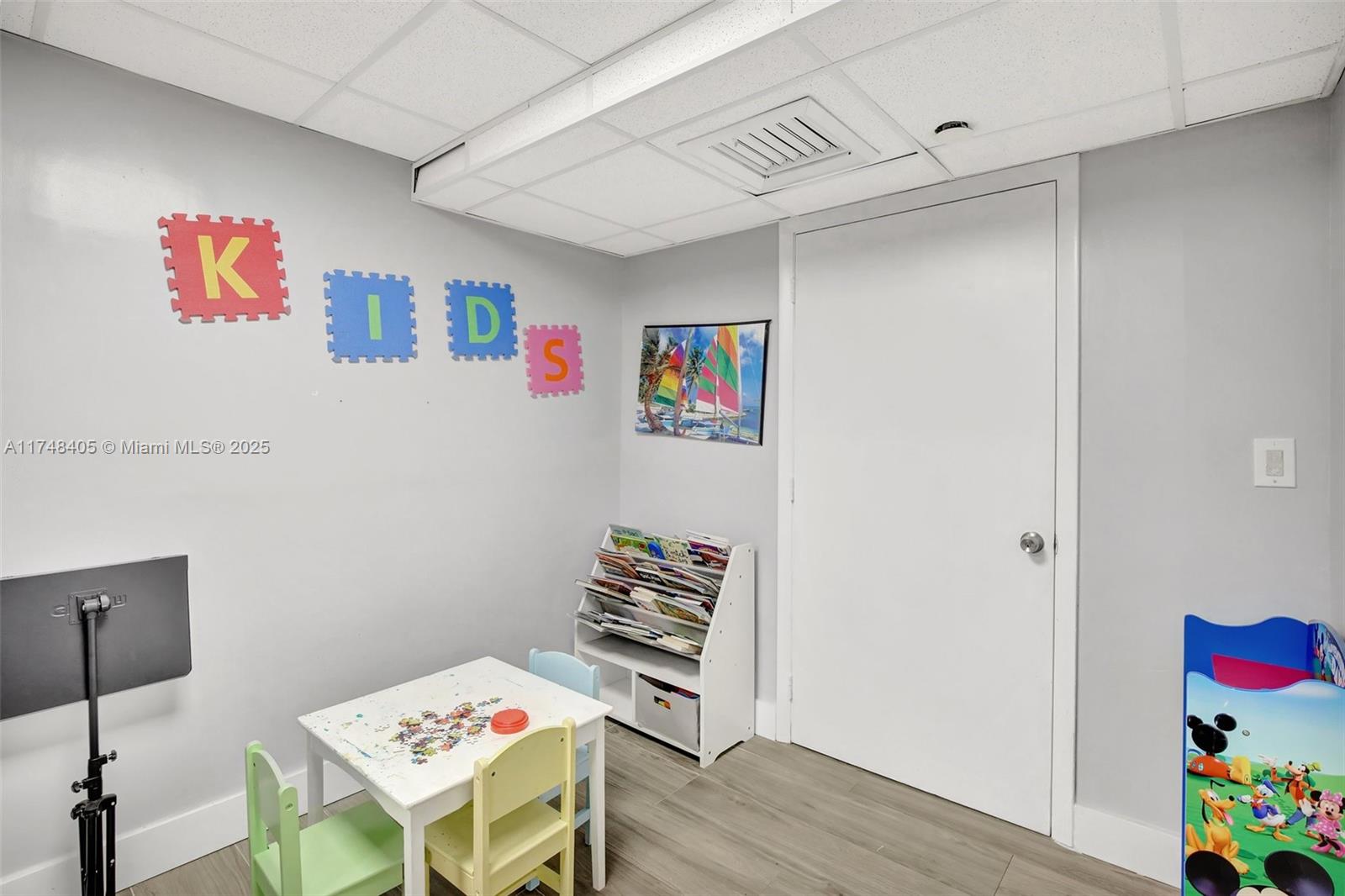 19101 NE 36th Ct # 307