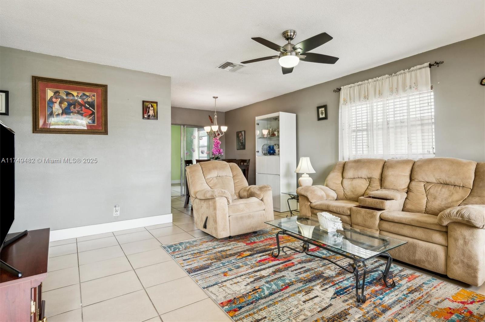 5707 NW 85th Ave