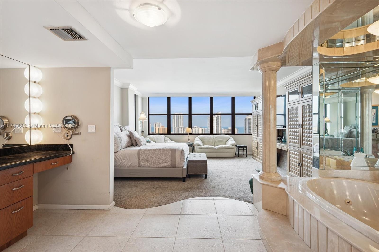 300 Three Islands Blvd Unit: PH2A