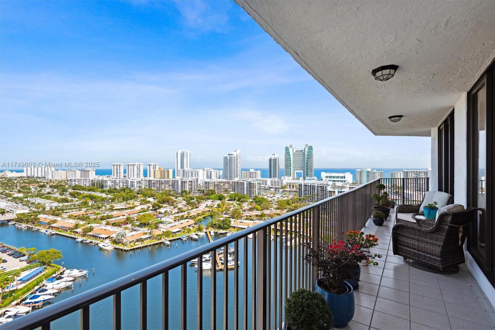 300 Three Islands Blvd Unit: PH2A