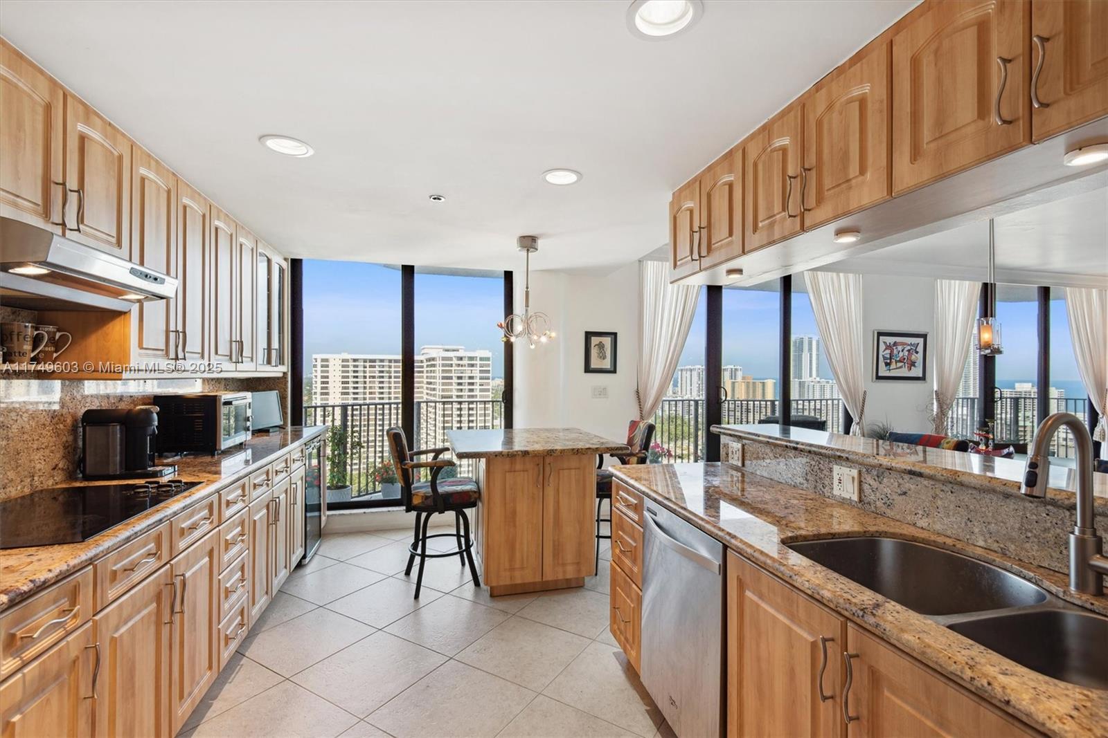 300 Three Islands Blvd Unit: PH2A