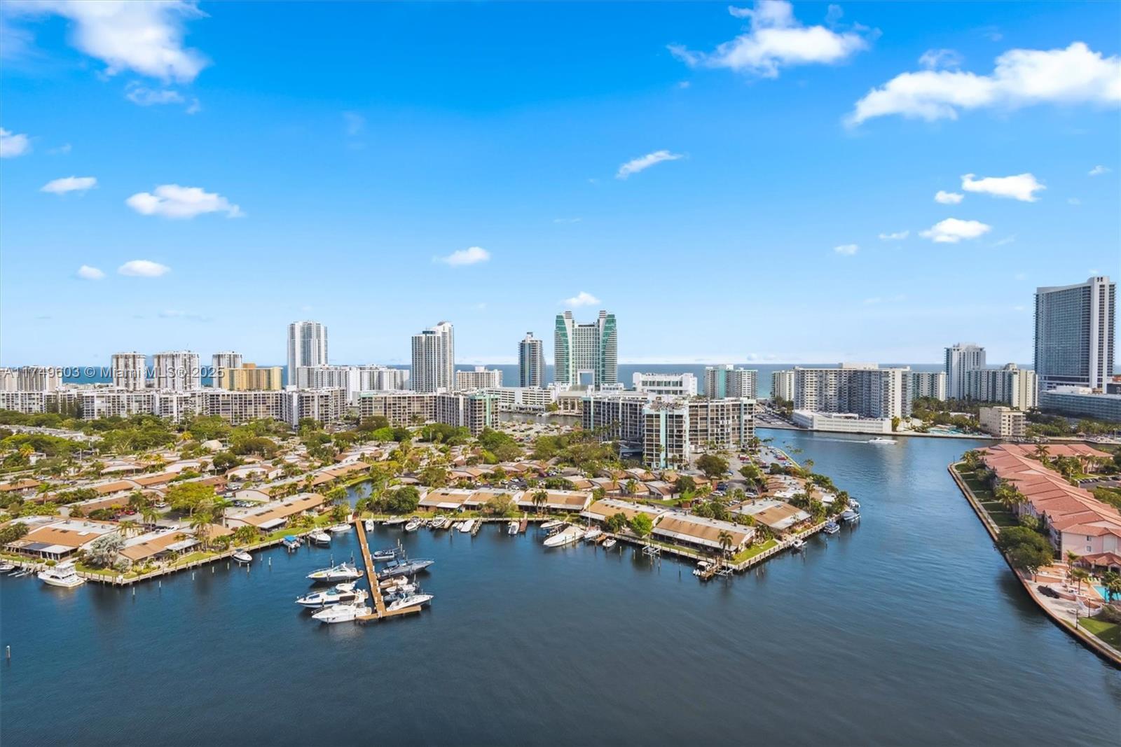 300 Three Islands Blvd Unit: PH2A