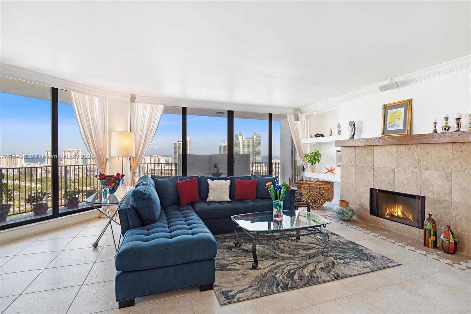 300 Three Islands Blvd Unit: PH2A