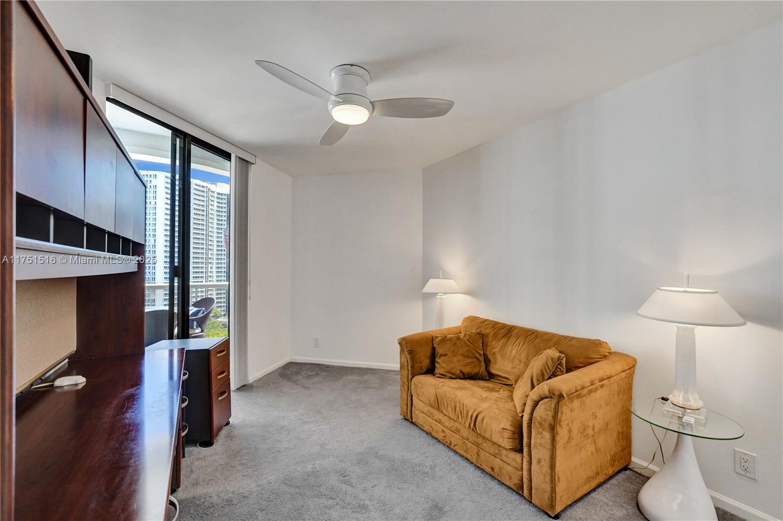3610 Yacht Club Dr # 1505
