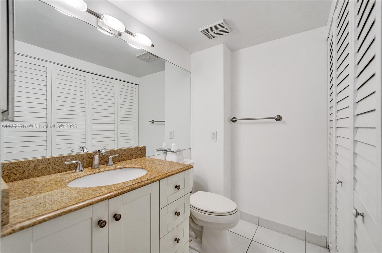 3610 Yacht Club Dr # 1505
