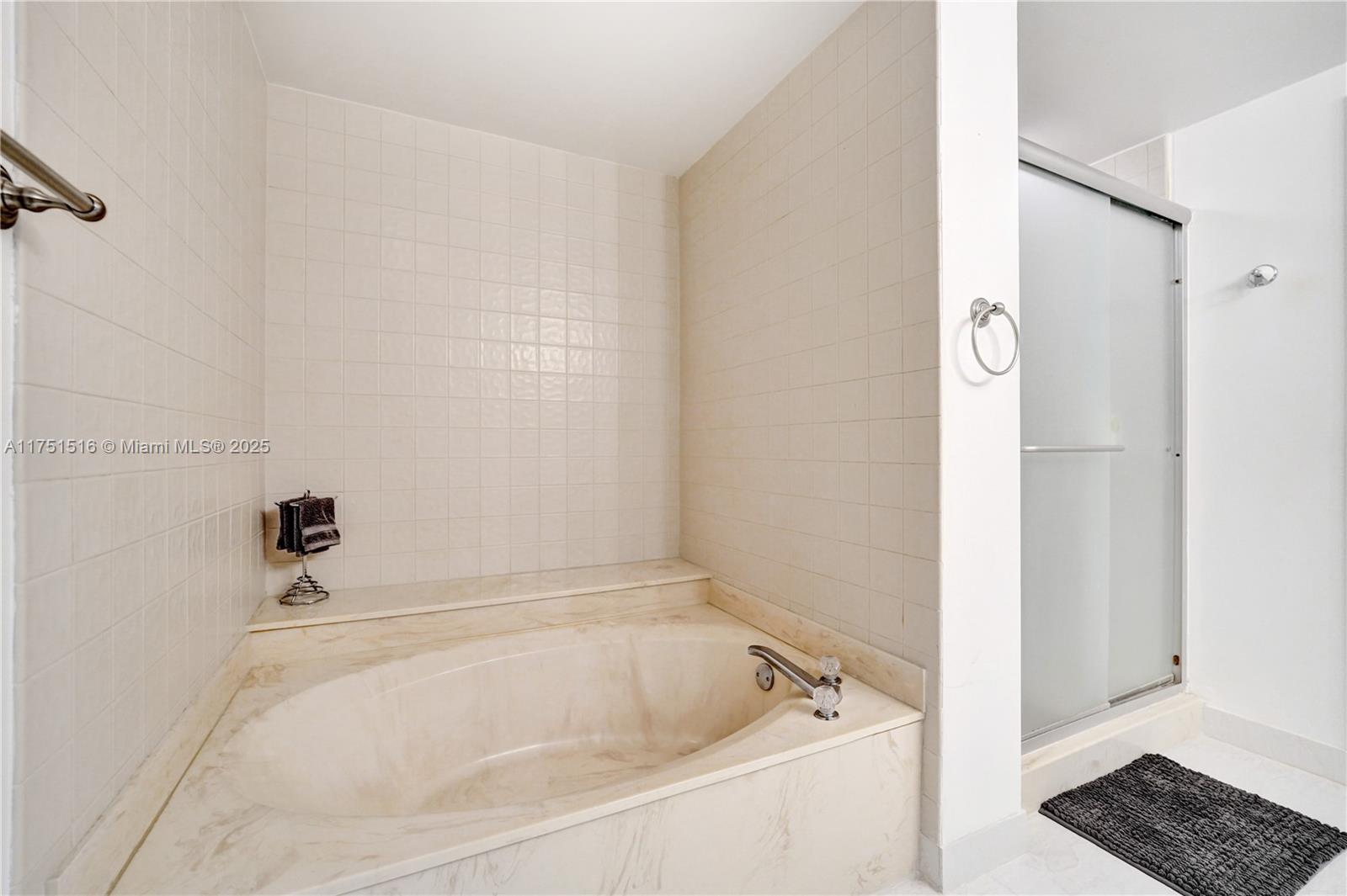 3610 Yacht Club Dr # 1505