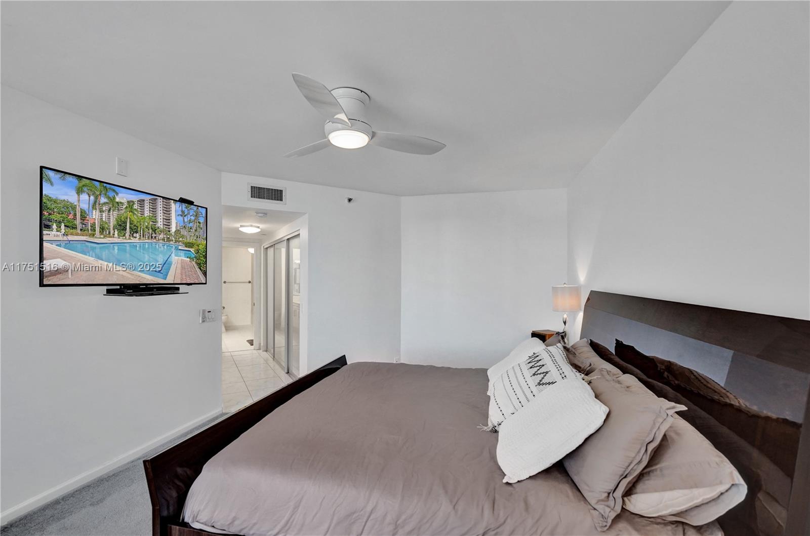 3610 Yacht Club Dr # 1505