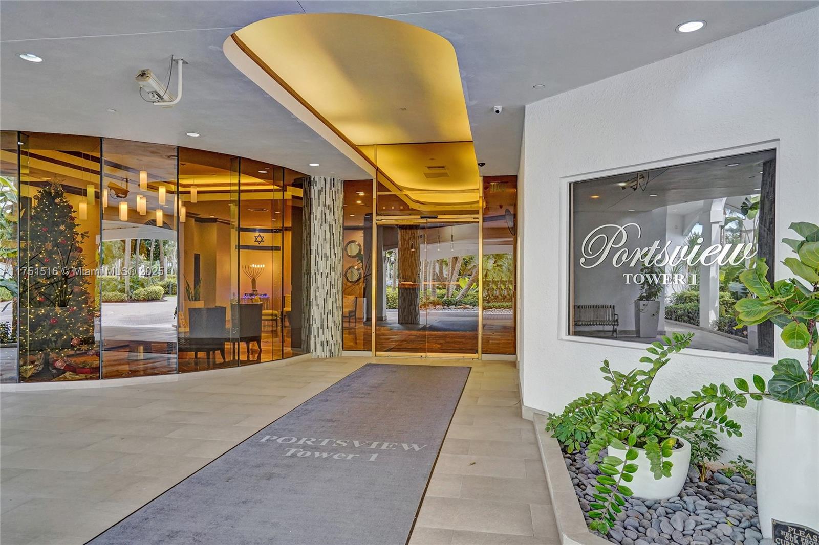 3610 Yacht Club Dr # 1505