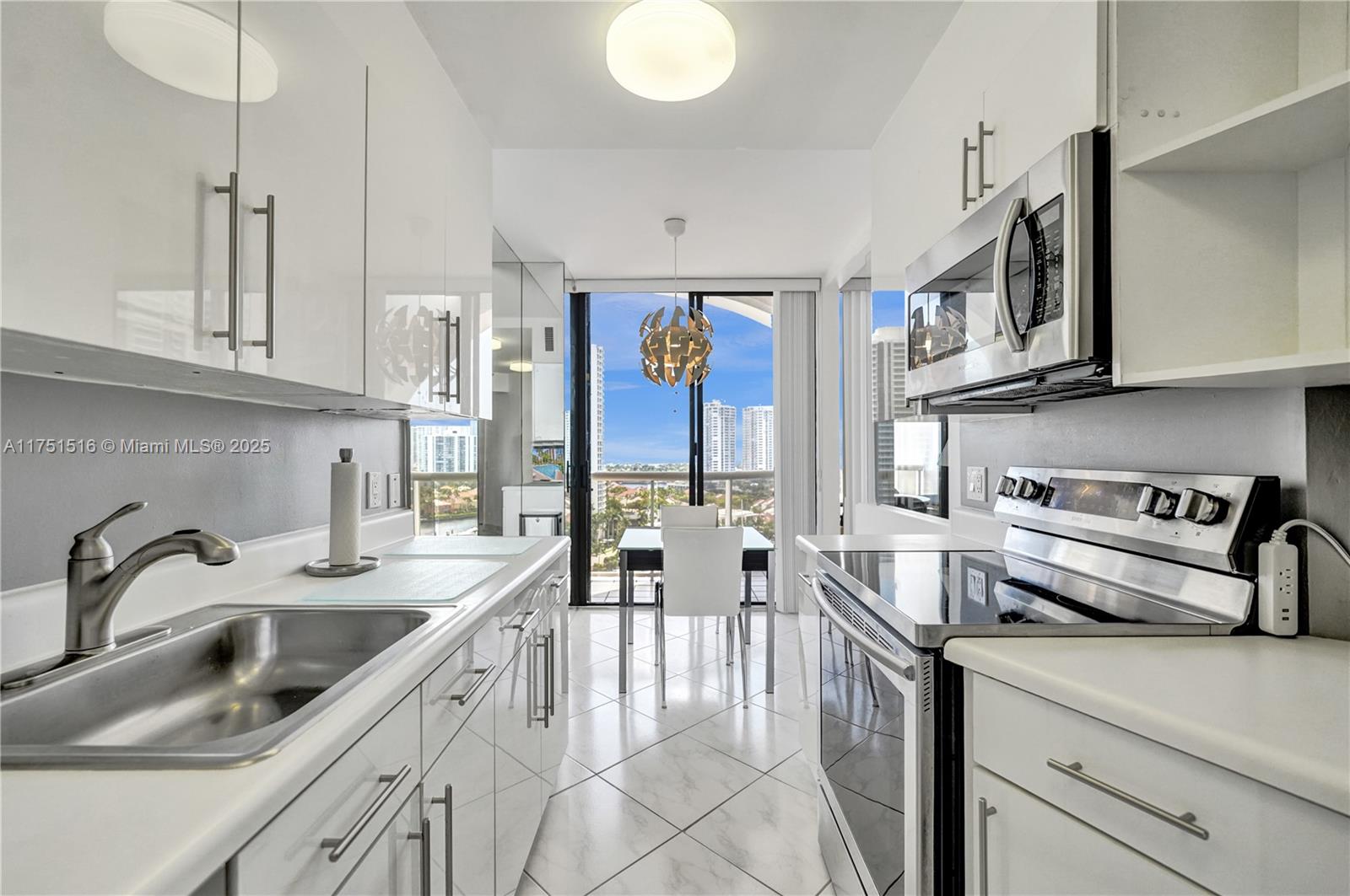 3610 Yacht Club Dr # 1505