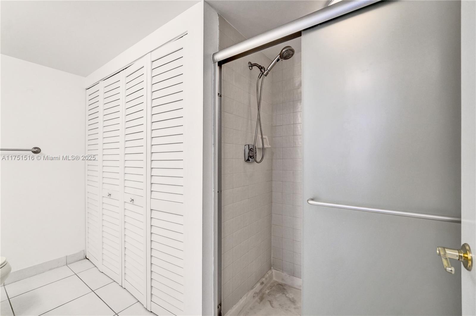 3610 Yacht Club Dr # 1505