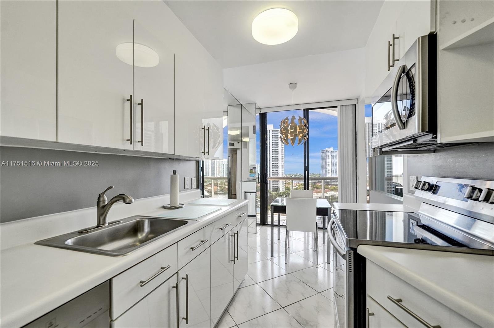 3610 Yacht Club Dr # 1505