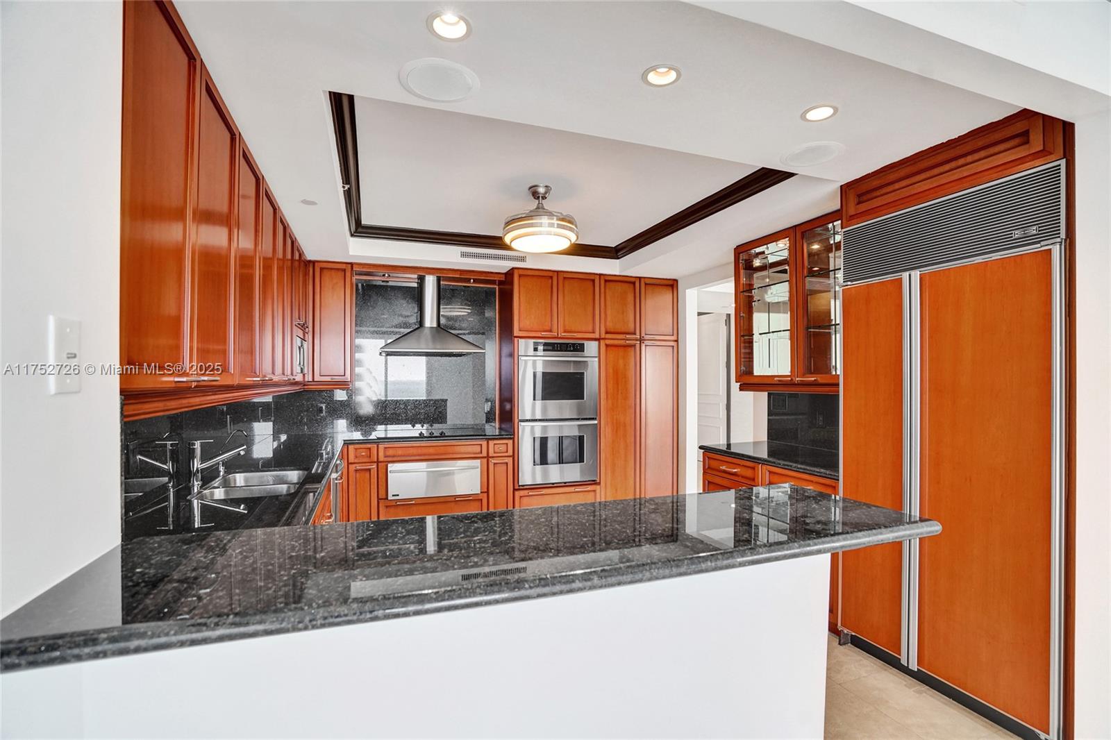 20201 E Country Club Dr # 1704