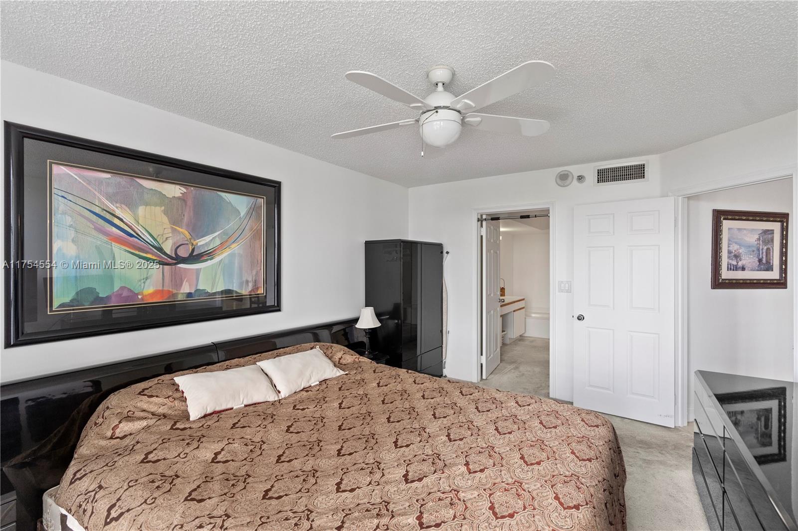 3530 Mystic Pointe Dr # 1508