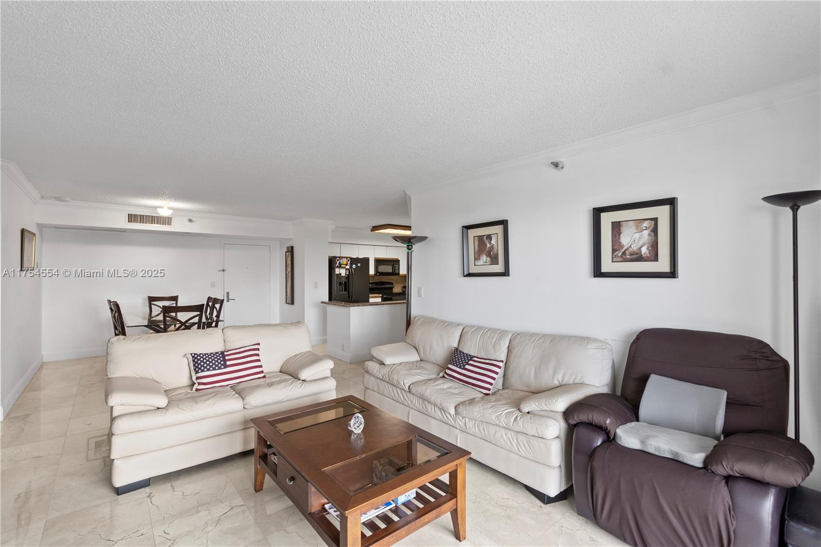 3530 Mystic Pointe Dr # 1508