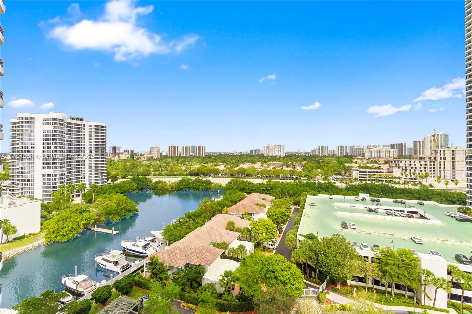 3530 Mystic Pointe Dr # 1508