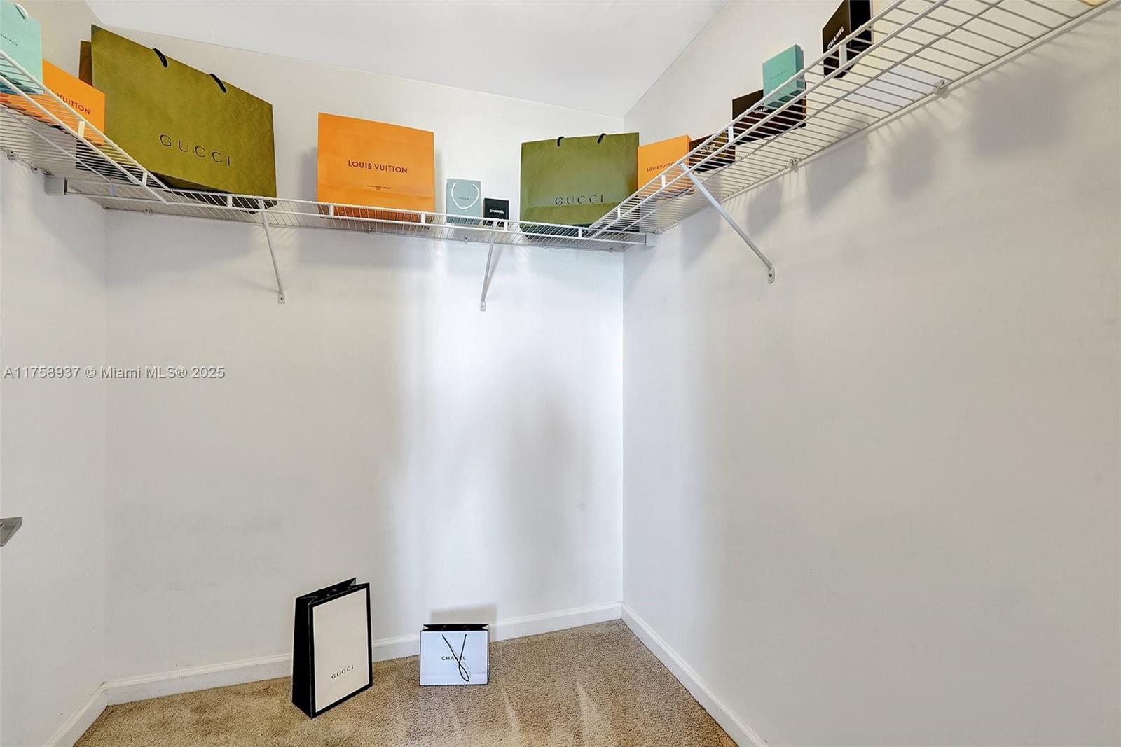 3340 NE 190th St # 1608