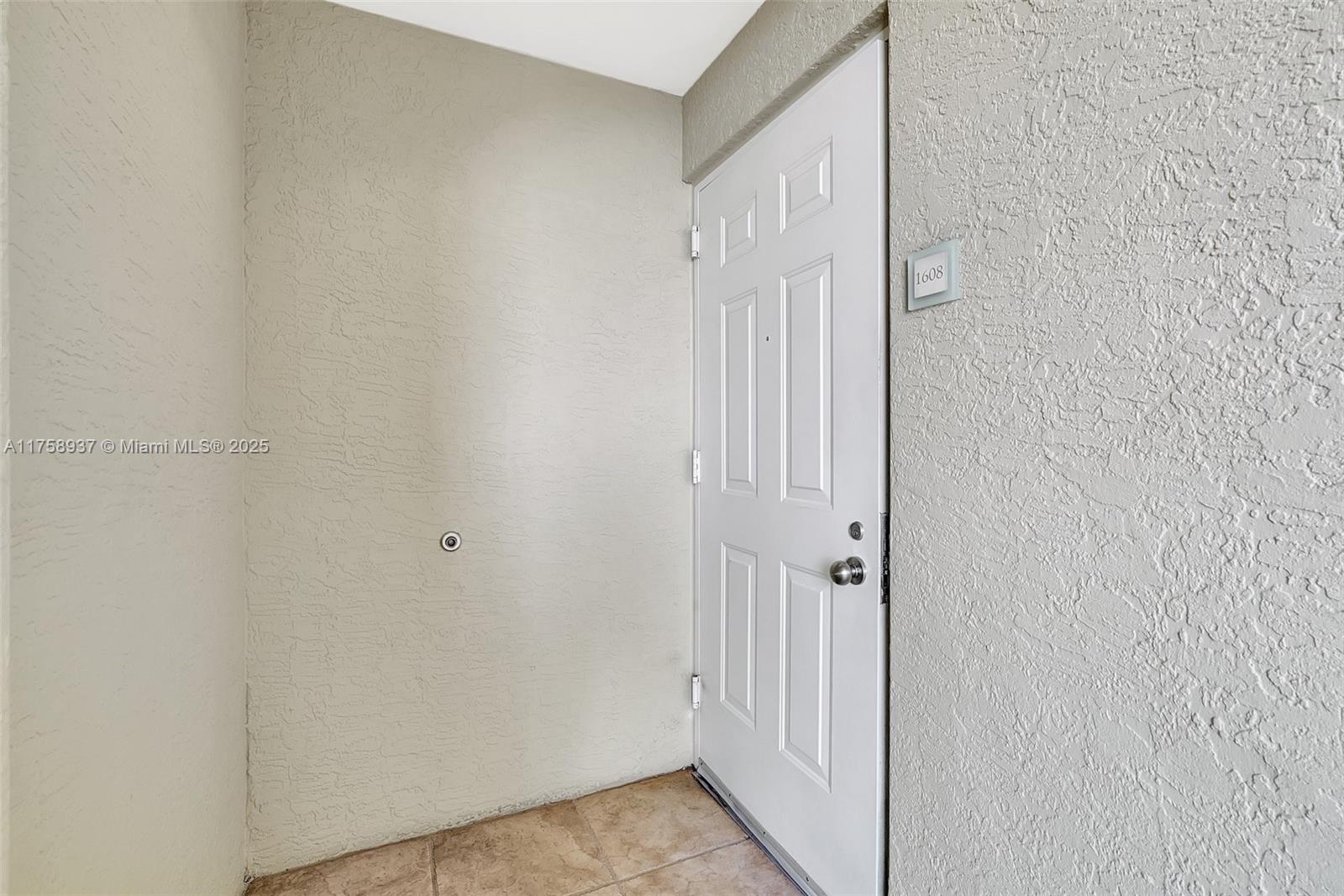 3340 NE 190th St # 1608