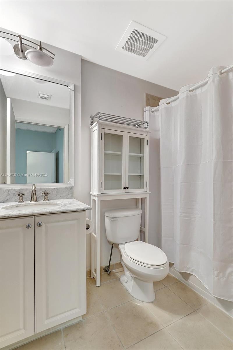 3340 NE 190th St # 1608