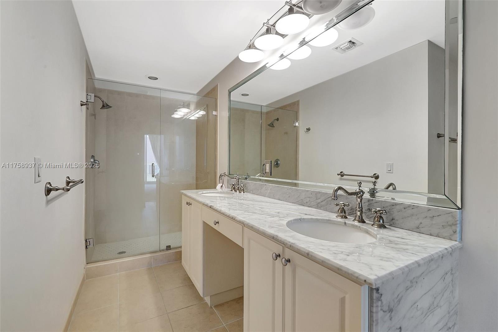 3340 NE 190th St # 1608