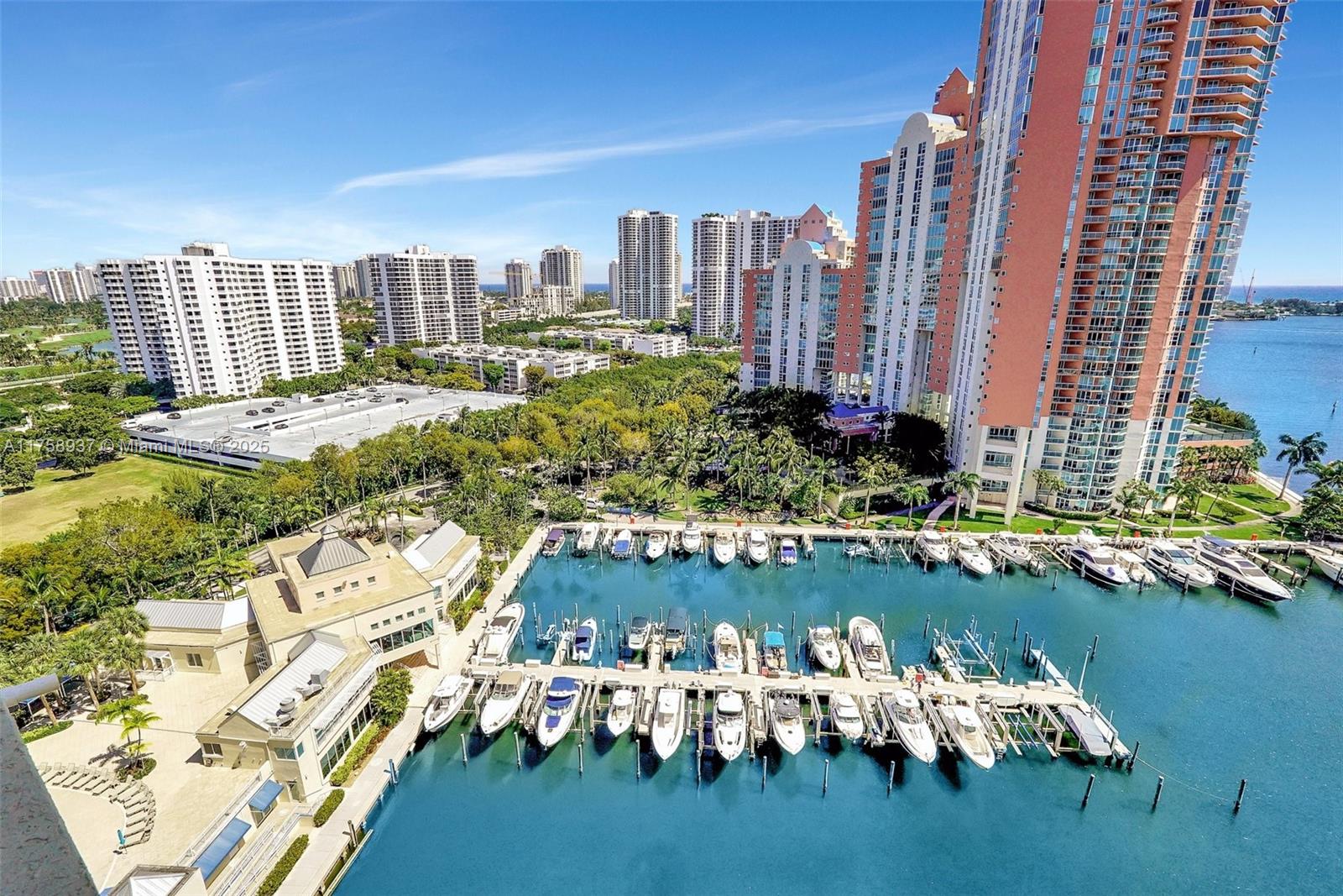 3340 NE 190th St # 1608