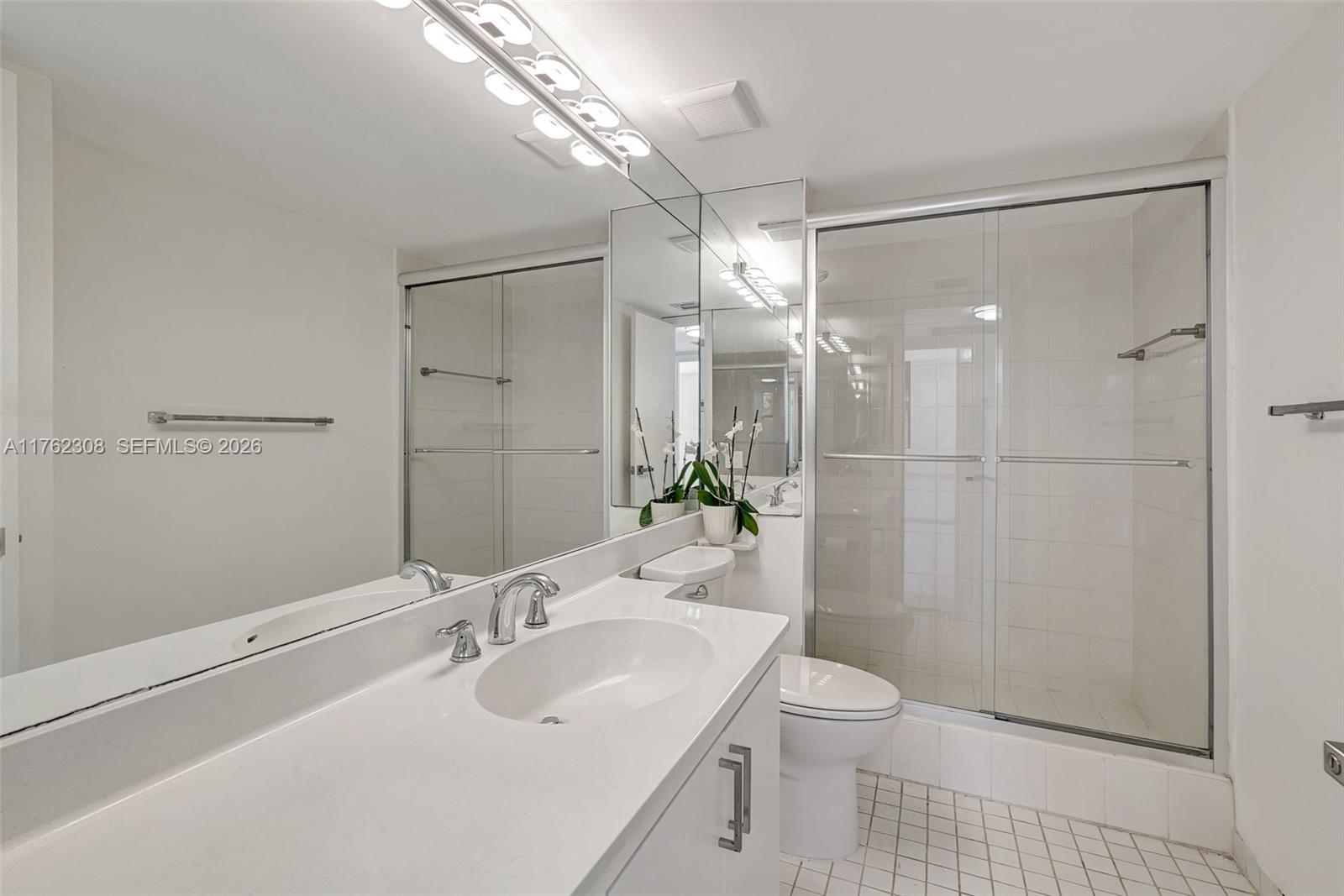 4000 Towerside Ter # 302
