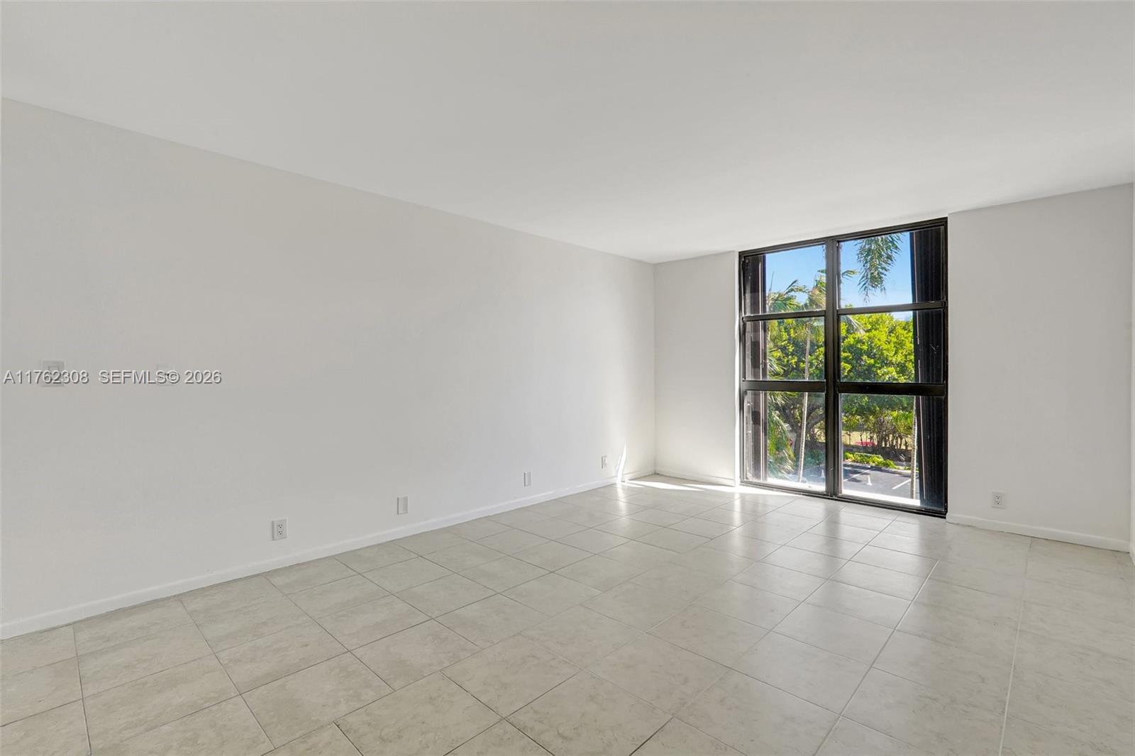 4000 Towerside Ter # 302