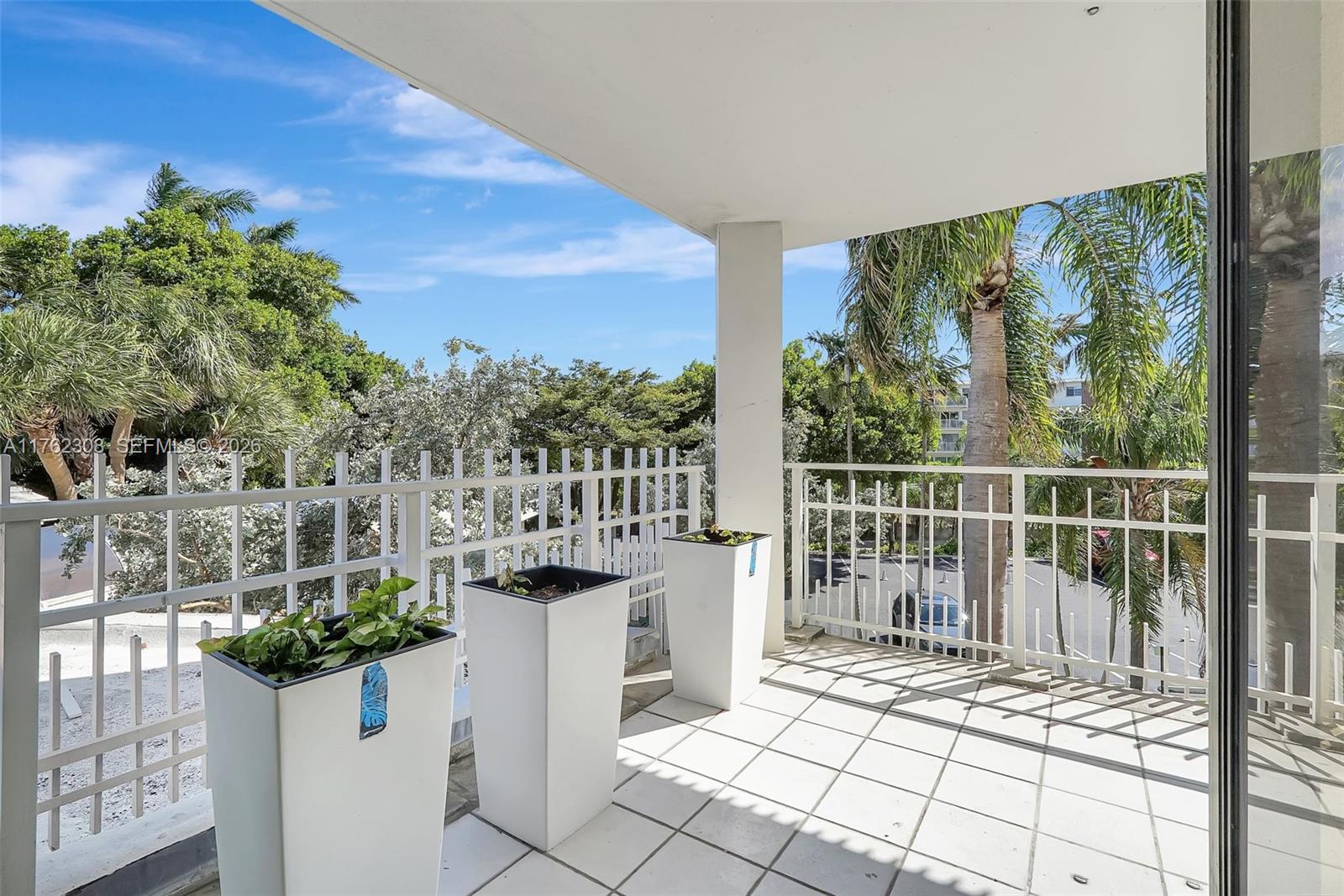 4000 Towerside Ter # 302