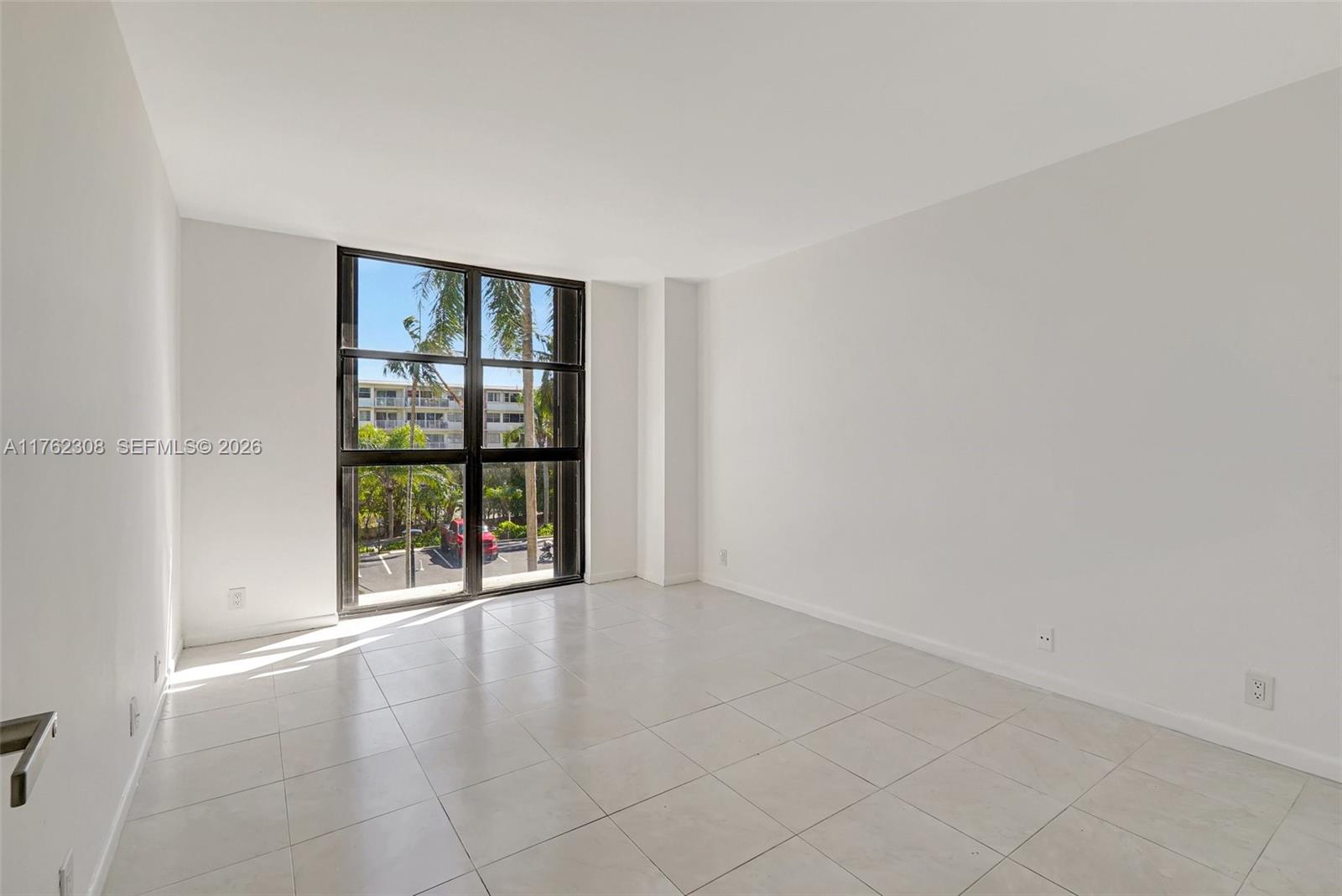 4000 Towerside Ter # 302