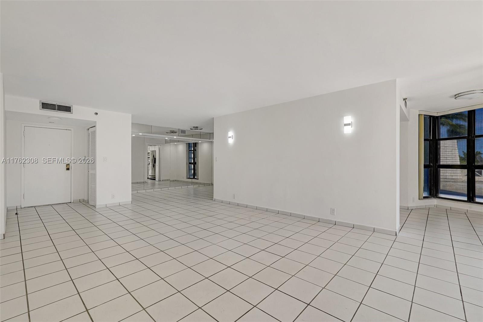 4000 Towerside Ter # 302