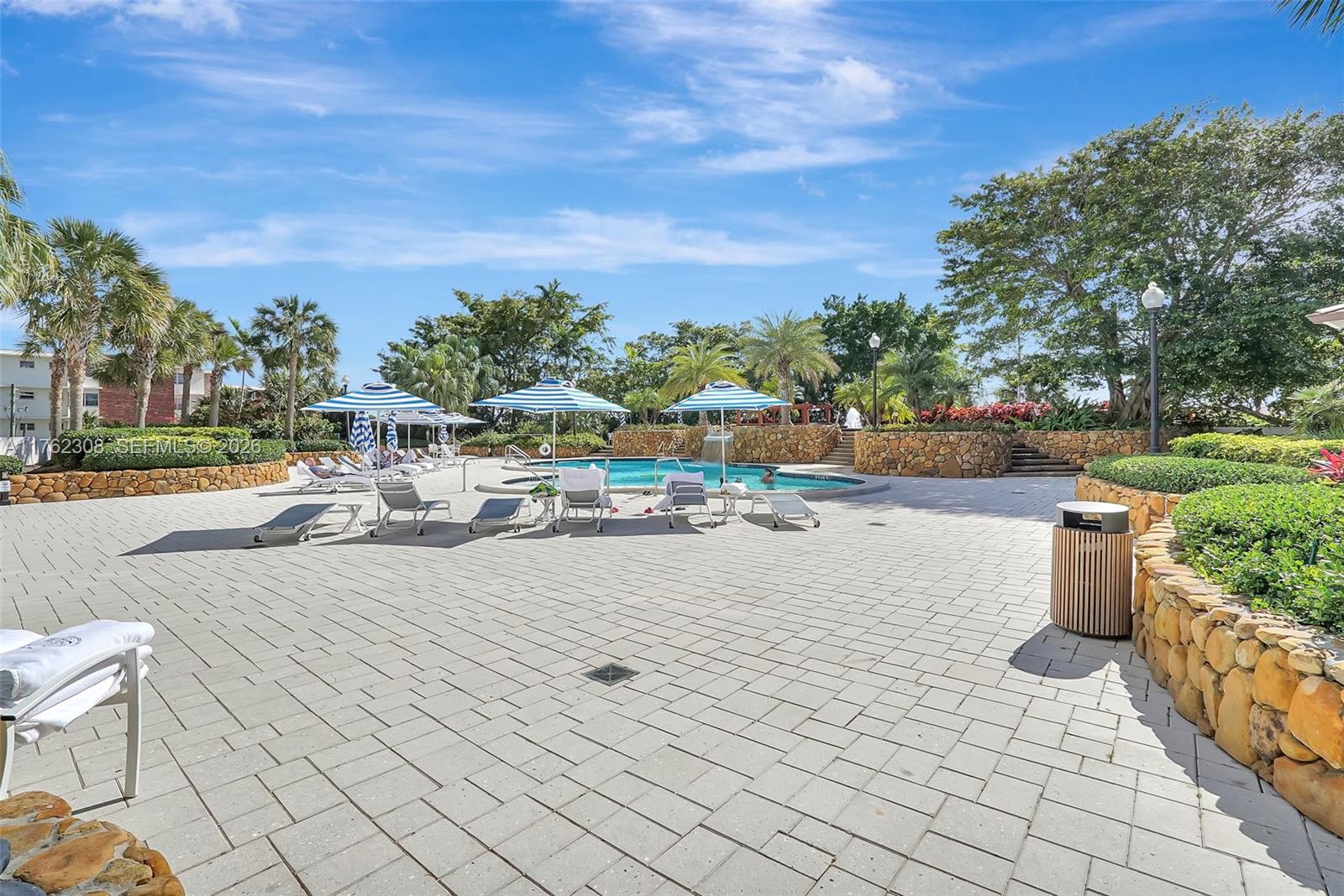 4000 Towerside Ter # 302