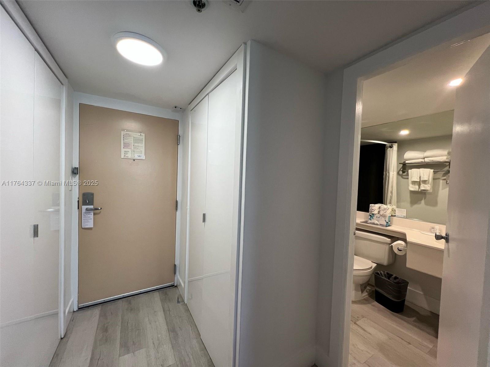 19201 Collins Ave # 732