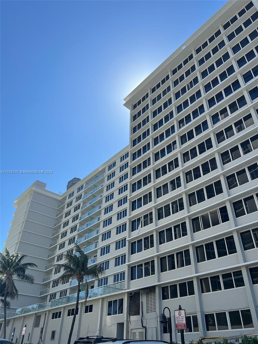 19201 Collins Ave # 732