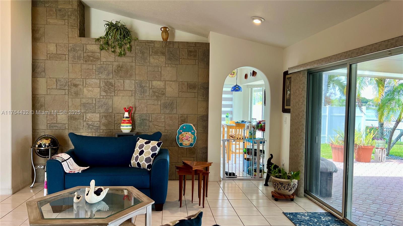16365 SW 2nd Dr