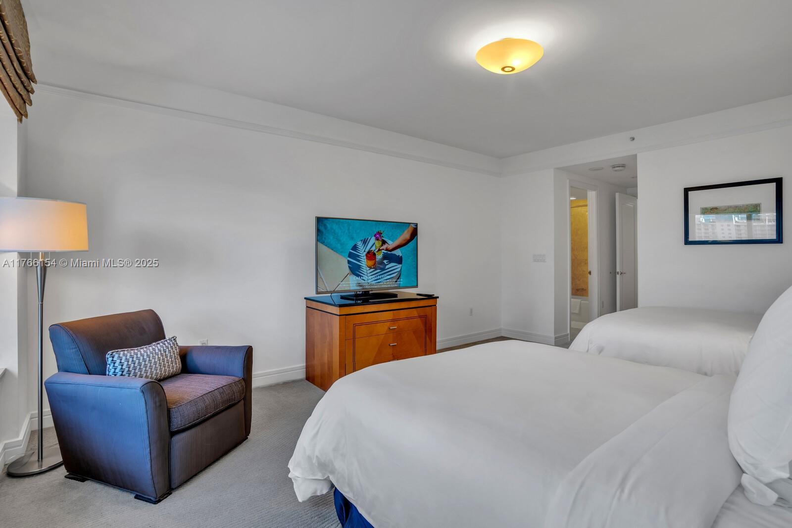 1435 Brickell Ave # 3607