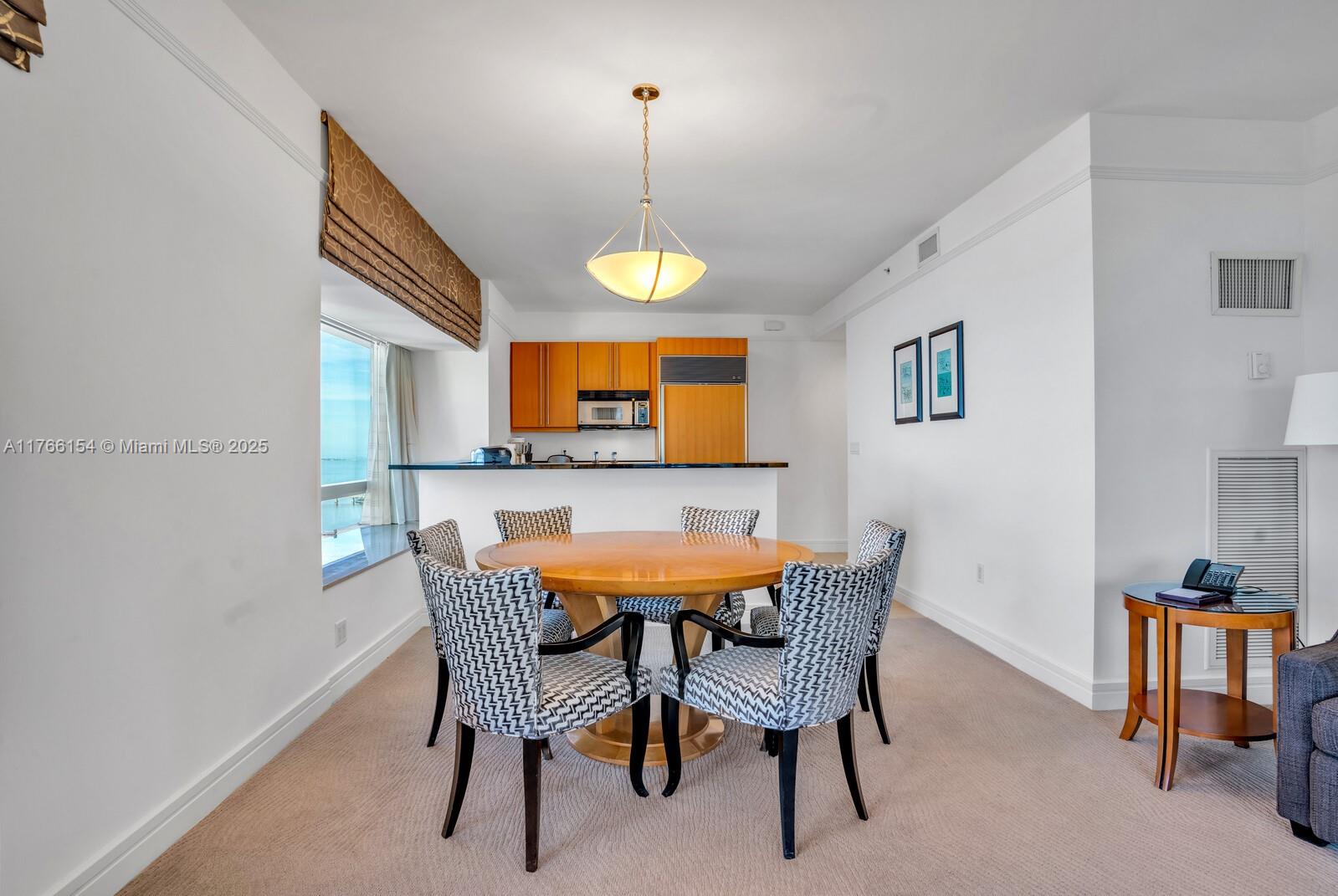 1435 Brickell Ave # 3607