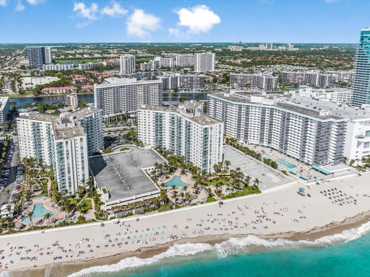 3801 S Ocean Dr # 11J