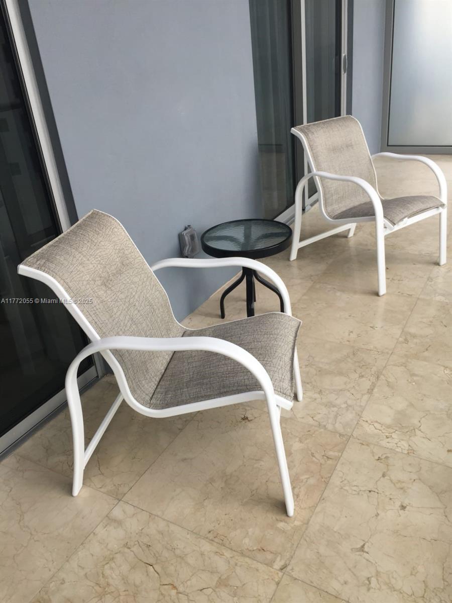 1300 Brickell Bay Dr # 1107