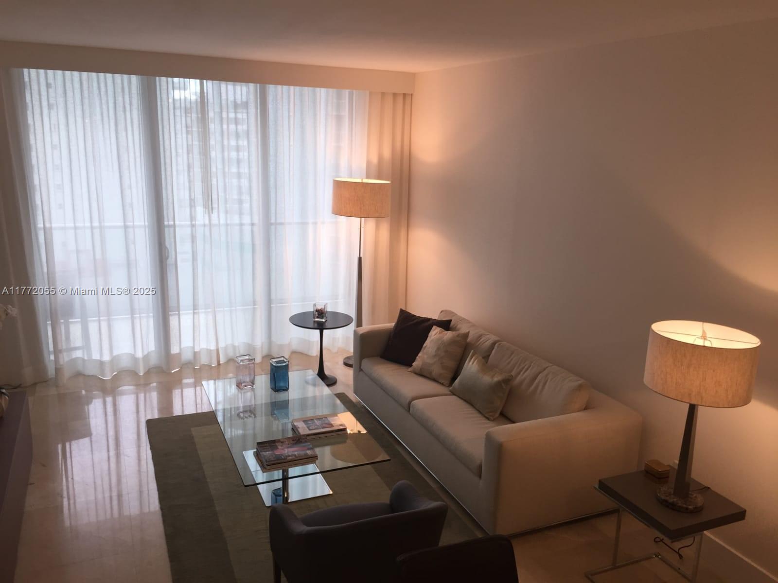 1300 Brickell Bay Dr # 1107