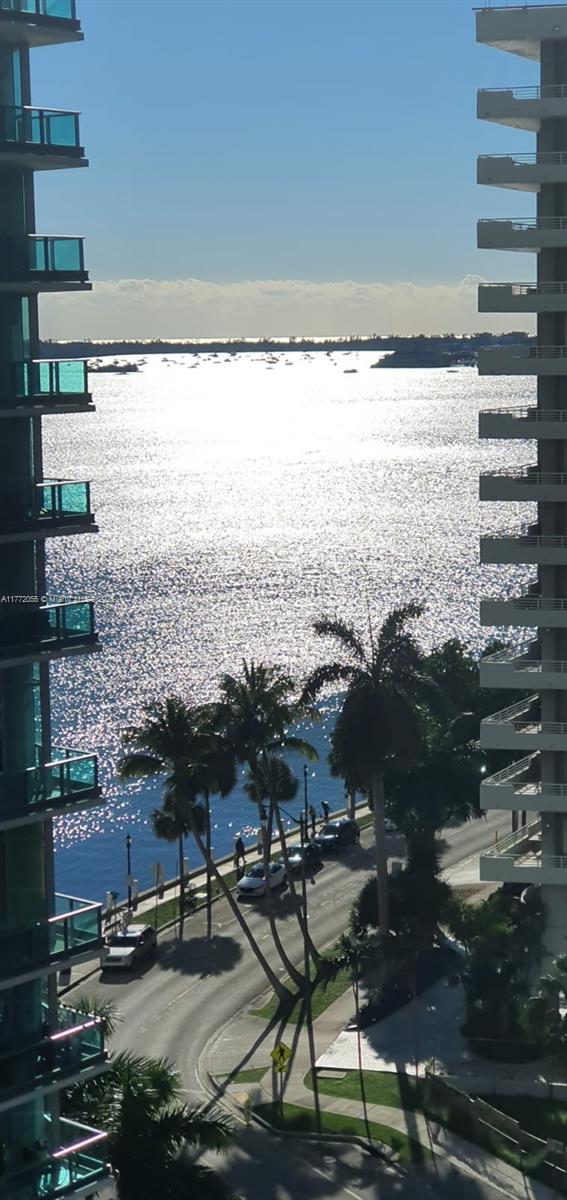 1300 Brickell Bay Dr # 1107