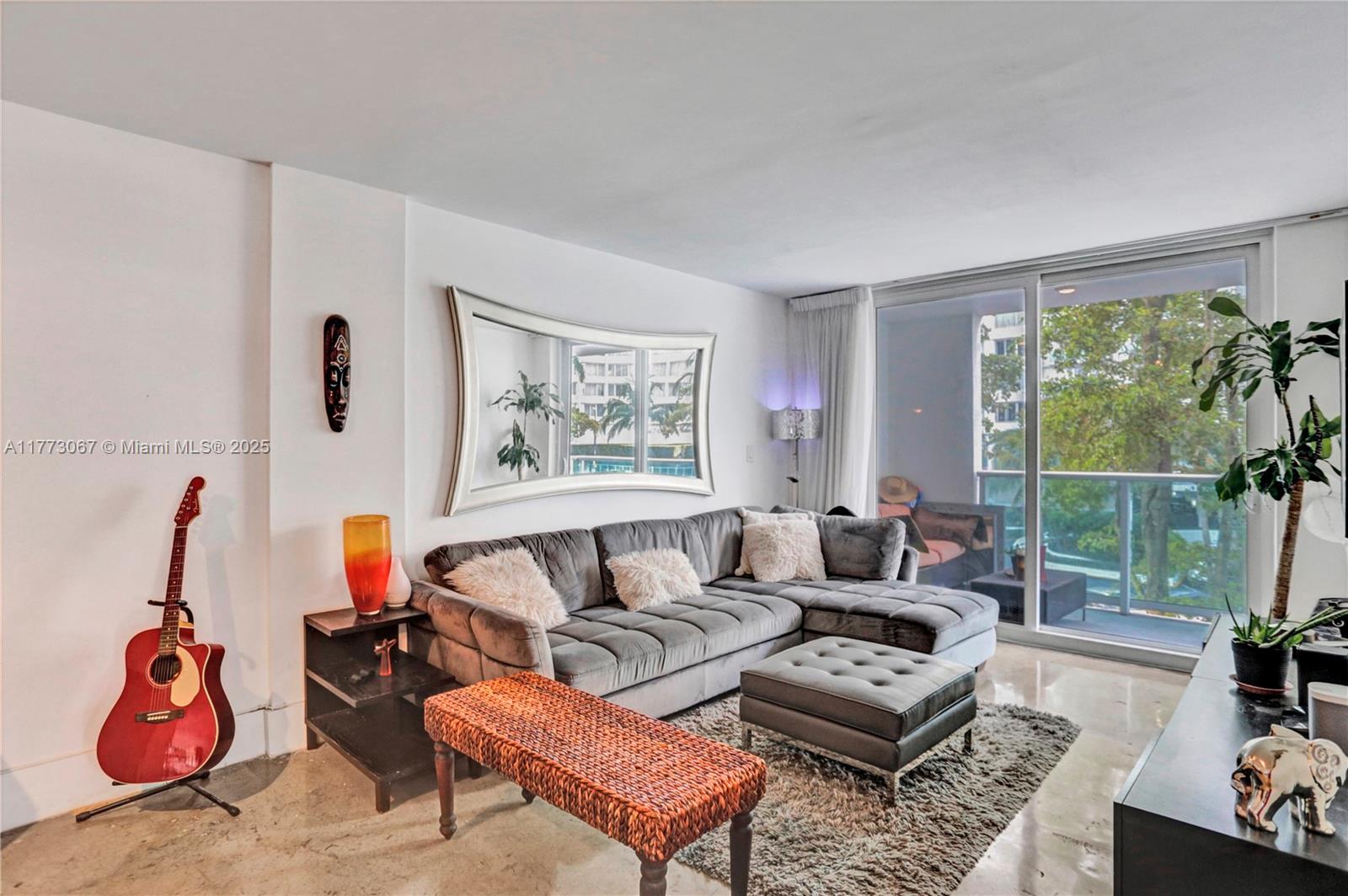1035 West Ave # 301