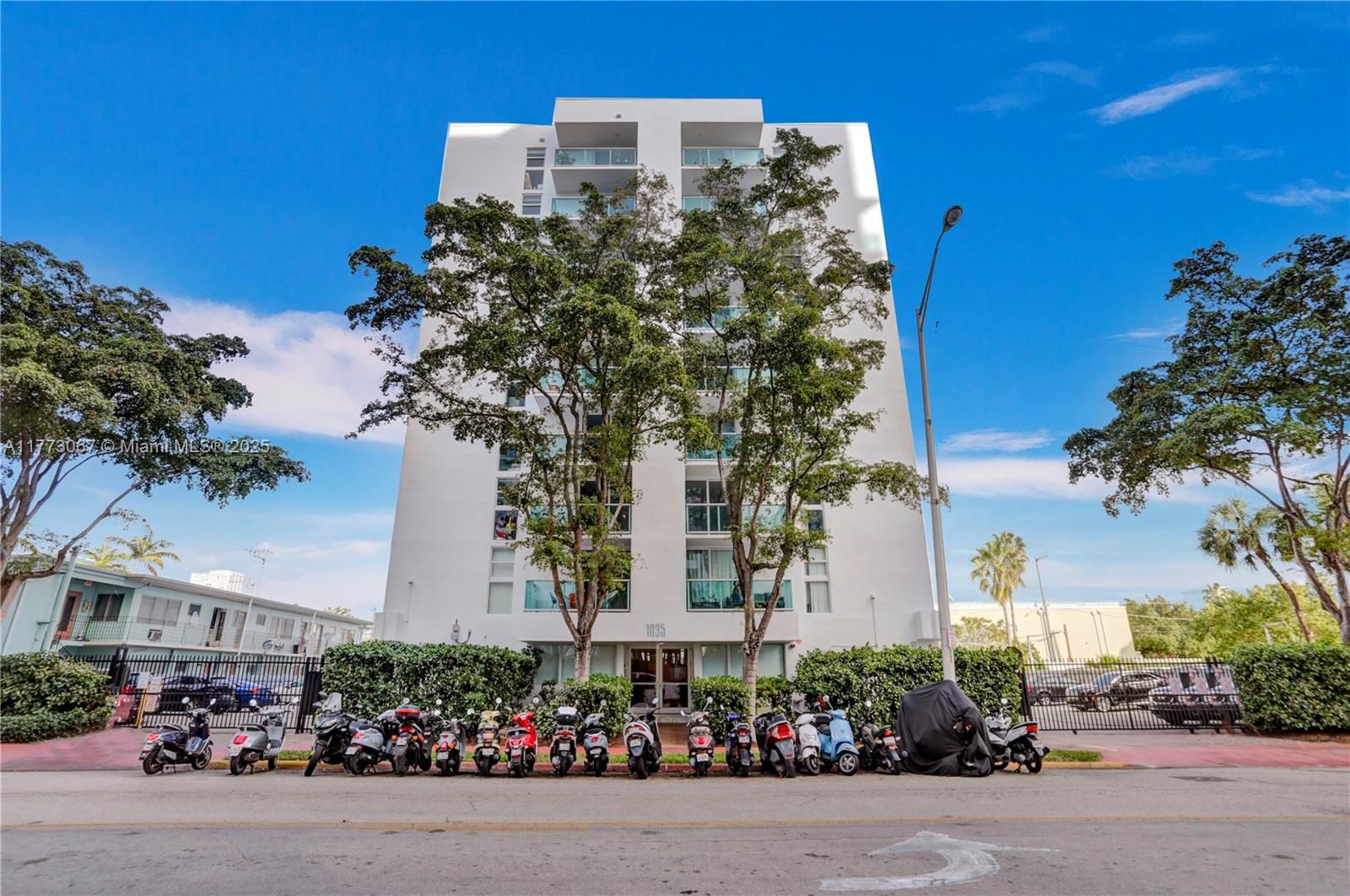 1035 West Ave # 301