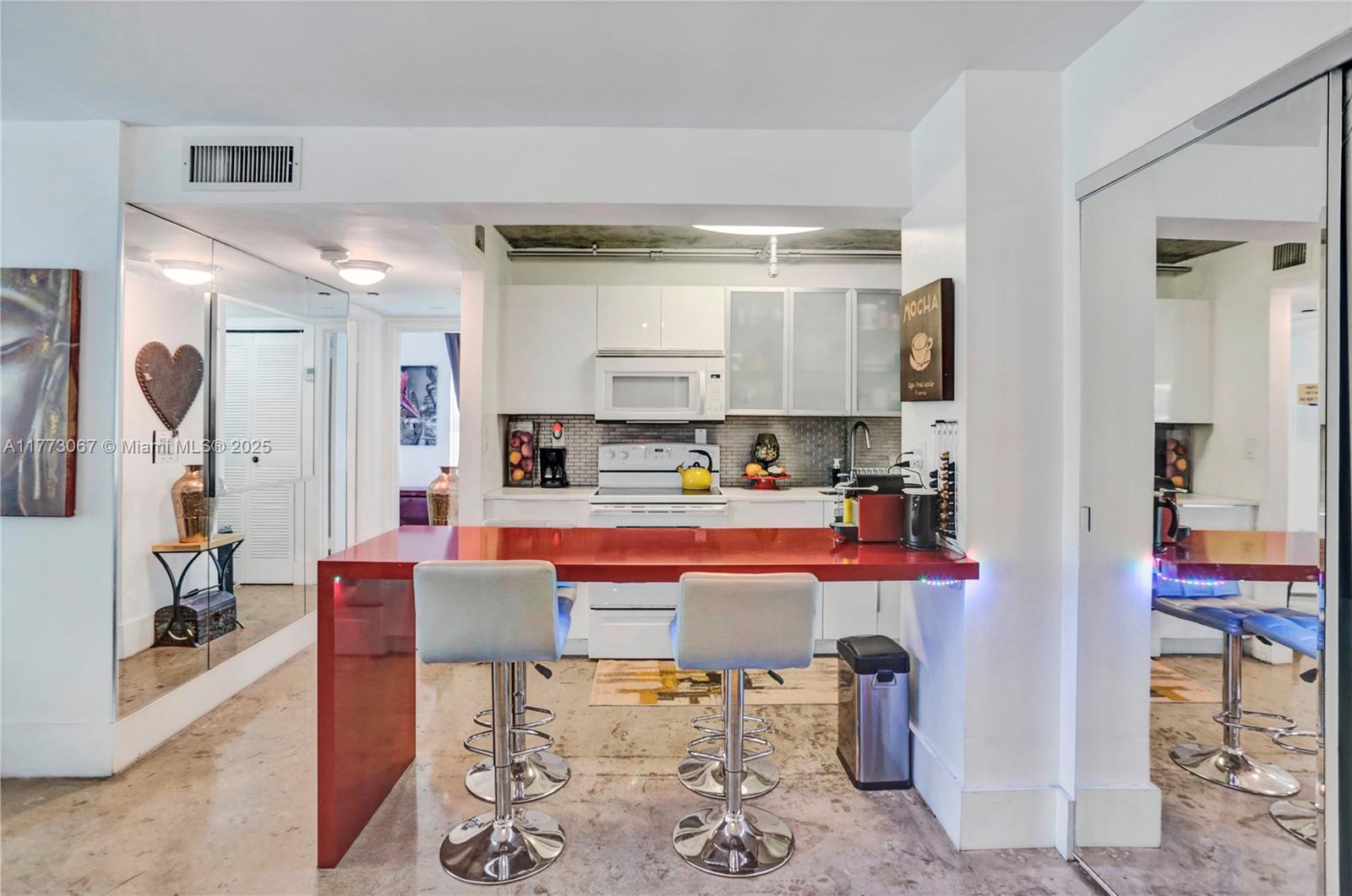 1035 West Ave # 301