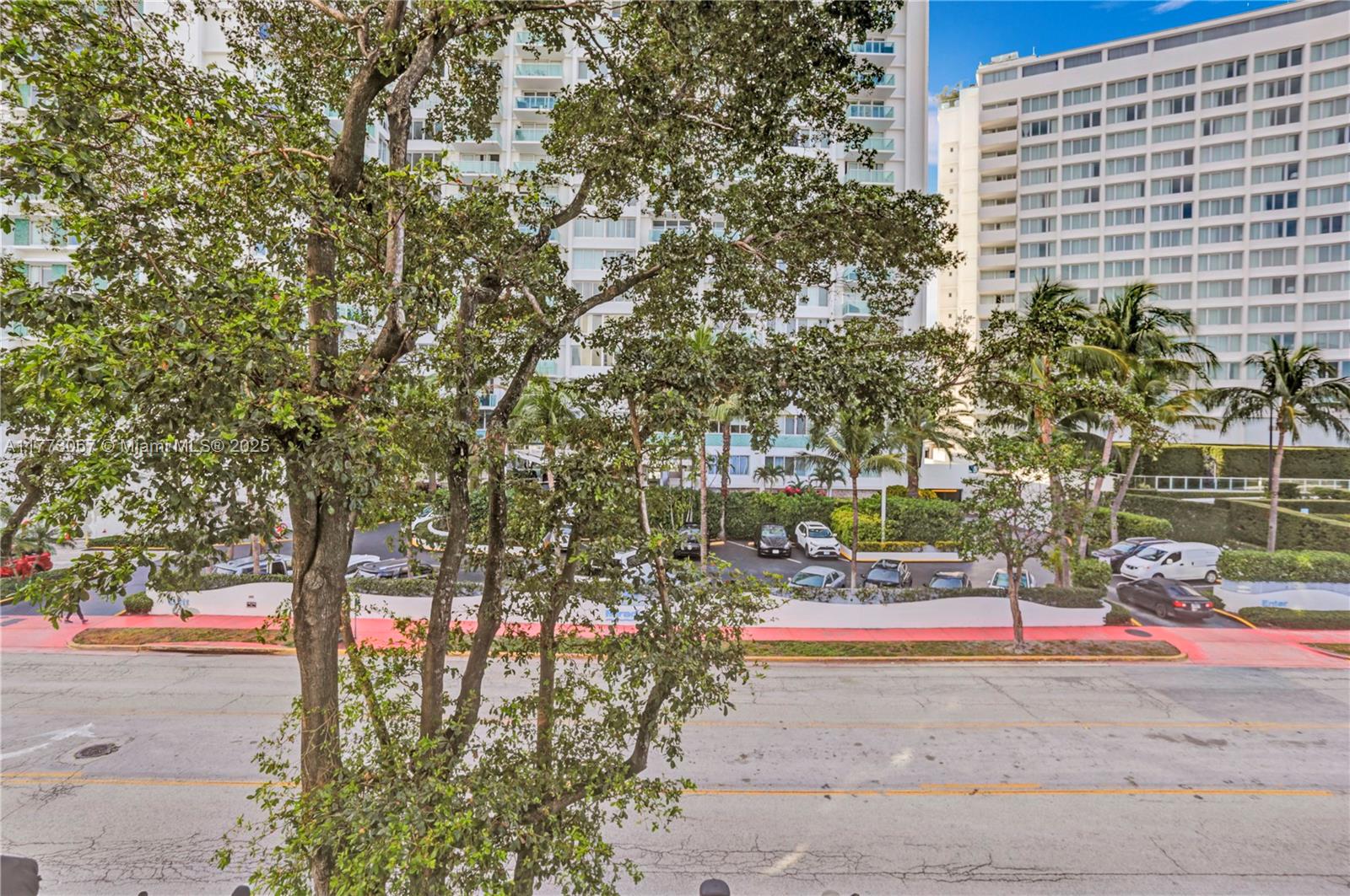 1035 West Ave # 301