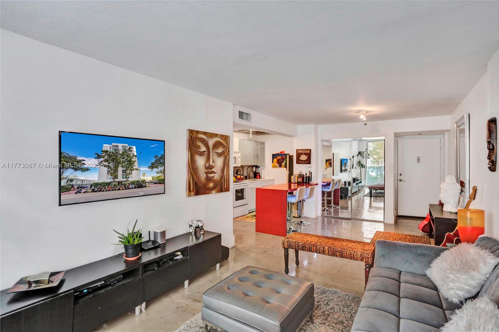 1035 West Ave # 301
