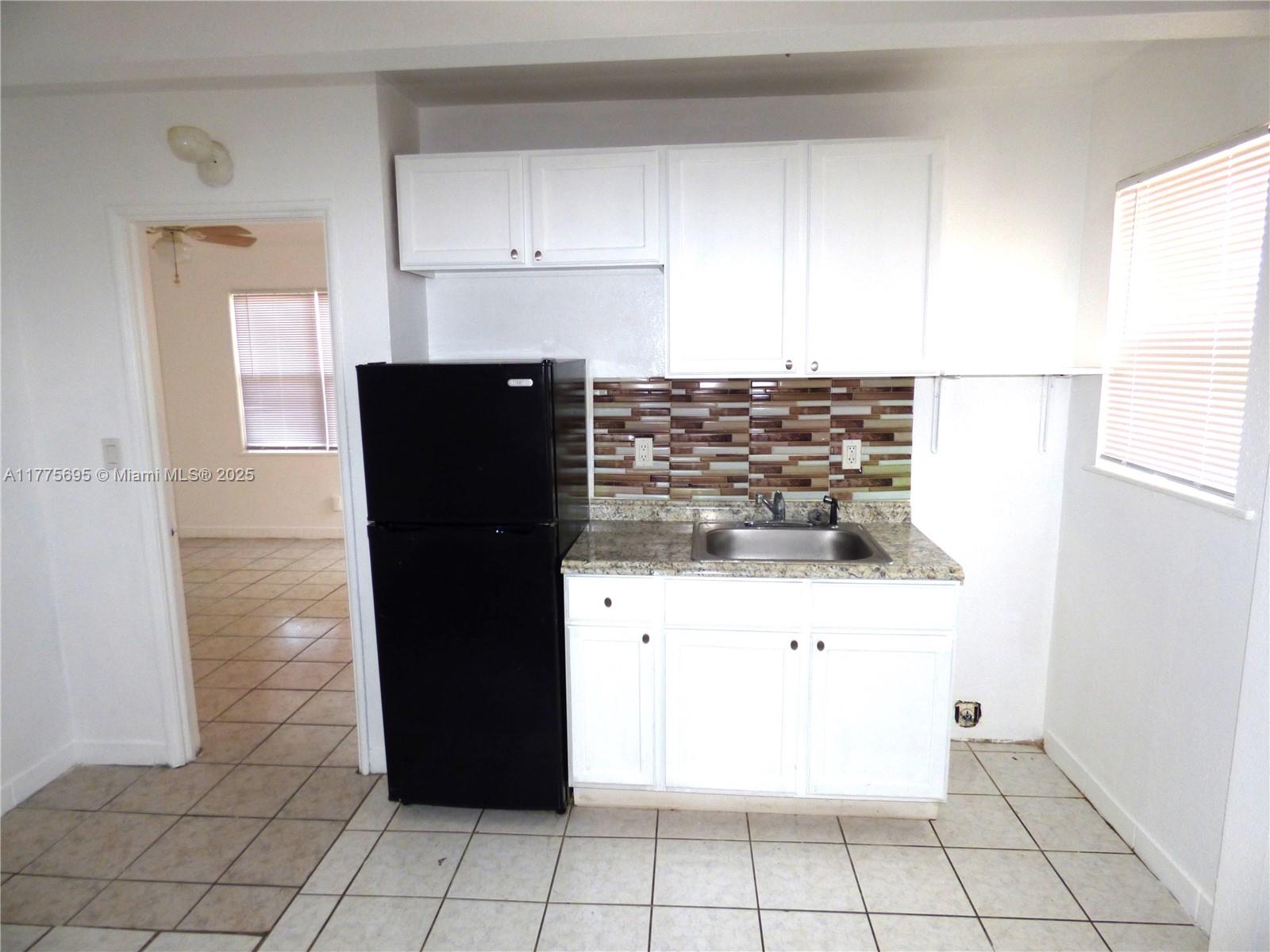 522 N 19th Ave # 9