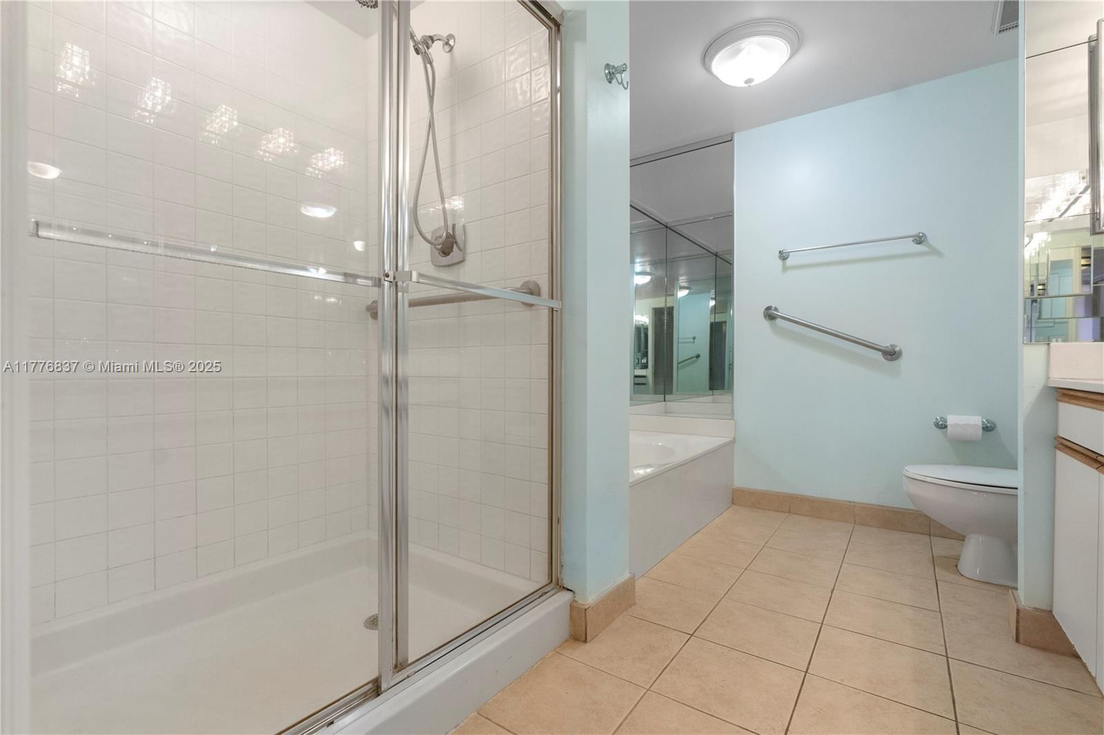 3610 Yacht Club Dr # 213