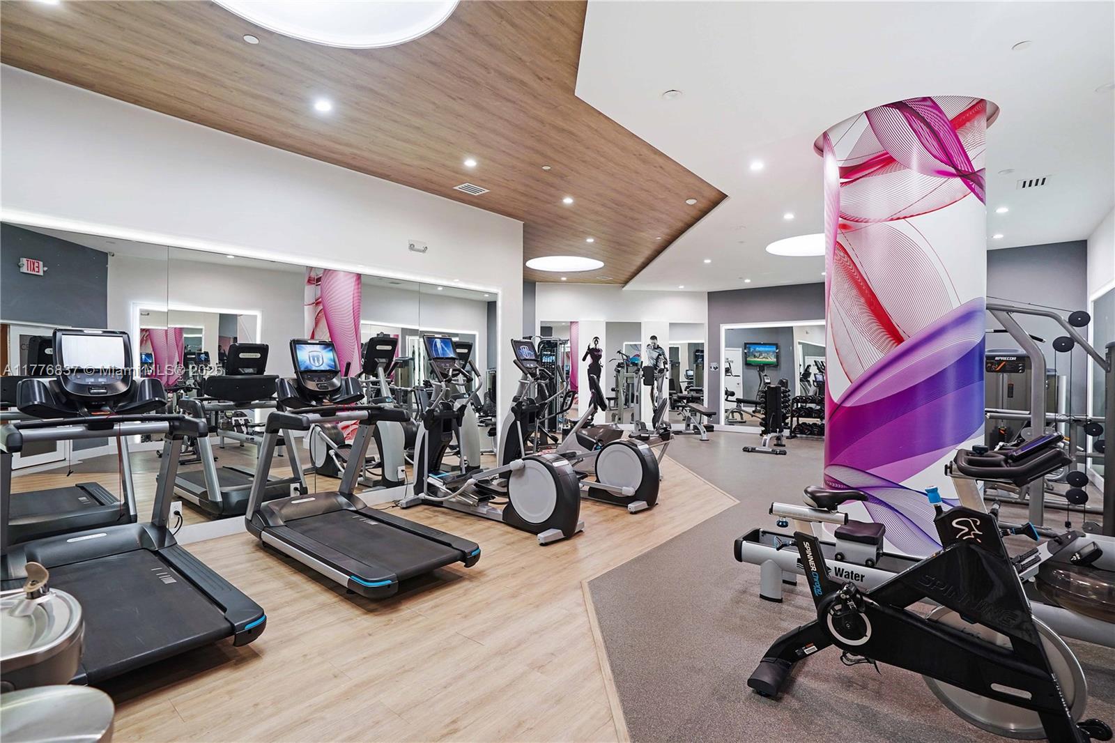 3610 Yacht Club Dr # 213