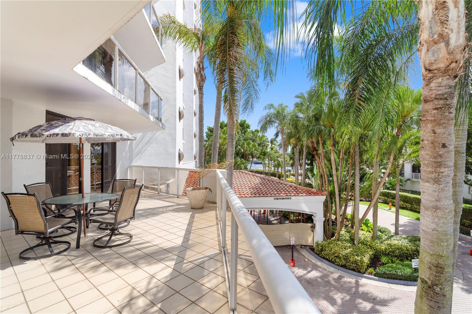 3610 Yacht Club Dr # 213