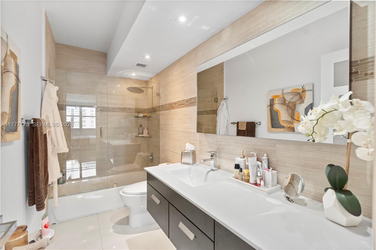 1950 S Ocean Dr # 12H